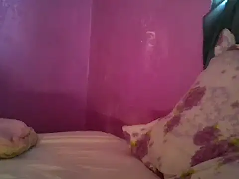 Snapshot of Cute_tamara chatting on 01-16-25, 03:35 Cute tamara online show from 01-16-25, 03:35