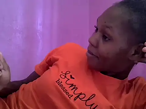 Snapshot of Cute_tamara chatting on 01-18-25, 11:11 Cute tamara online show from 01-18-25, 11:11