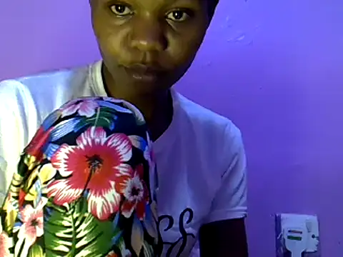 Snapshot of Cute_tamara chatting on 01-22-25, 01:42 Cute tamara online show from 01-22-25, 01:42