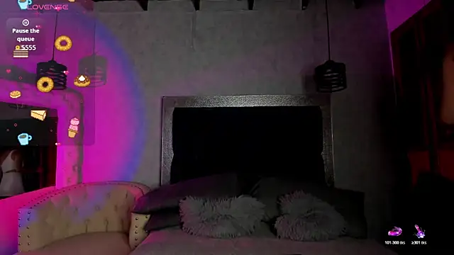 Taiissa  online show from 02-13-26, 08:27