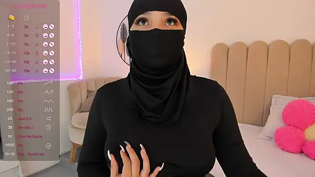 Snapshot of nashi_ra chatting on 01-25-25, 06:57 nashi ra online show from 01-25-25, 06:57