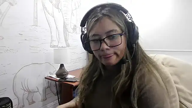 StephaniFox online show from 03-28-26, 04:01