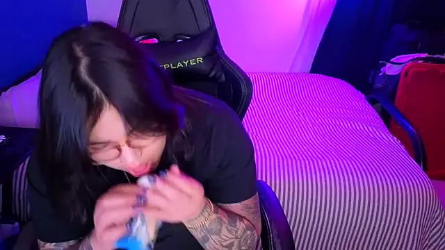 miacanela xo online show from 02-16-26, 02:29