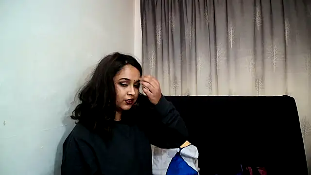 Cute Indian00 online show from 02-20-25, 08:39