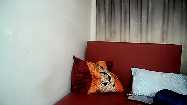 Cute Indian00 online show from 03-08-25, 11:48