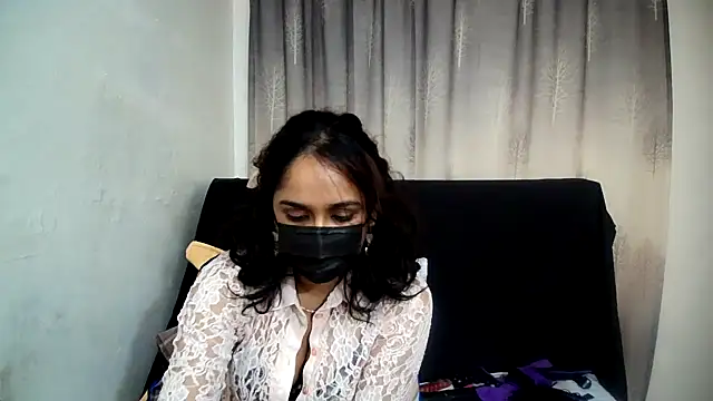 Cute Indian00 online show from 03-19-25, 08:01