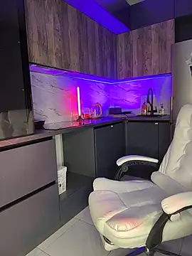 Melisa Ester online show from 11-15-25, 02:46