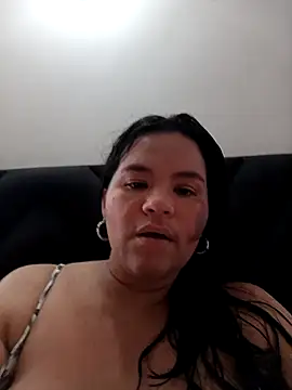 Julieta-tits online show from 06-25-26, 10:25