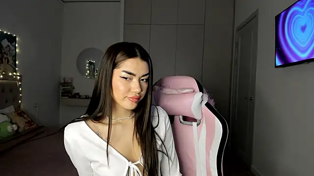 Shineel online show from 01-13-26, 02:50