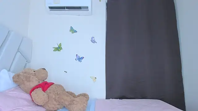 sofiacastillo01 online show from 02-27-26, 01:44