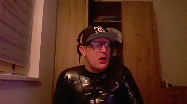 Bigthroaterboy online show from 02-11-25, 11:12