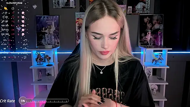 Snapshot of Ellen_Soft chatting on 12-10-24, 05:55 Ellen Soft online show from 12-10-24, 05:55