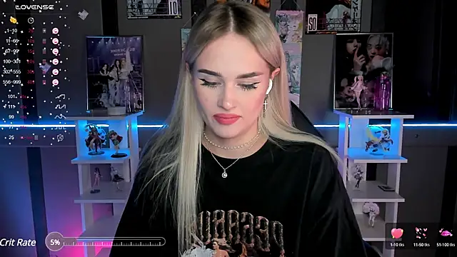 Snapshot of Ellen_Soft chatting on 12-10-24, 09:00 Ellen Soft online show from 12-10-24, 09:00