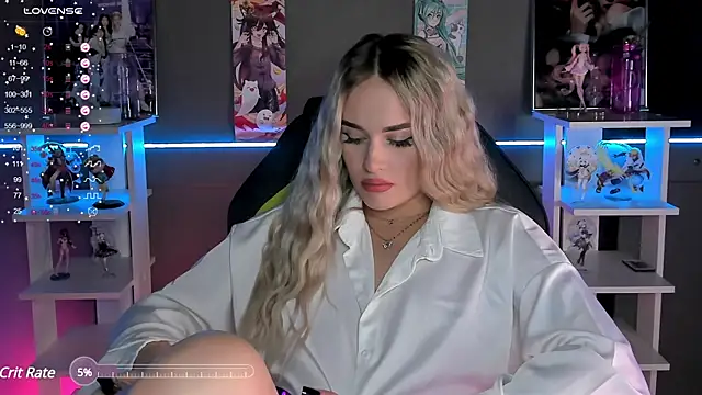 Snapshot of Ellen_Soft chatting on 12-12-24, 08:32 Ellen Soft online show from 12-12-24, 08:32