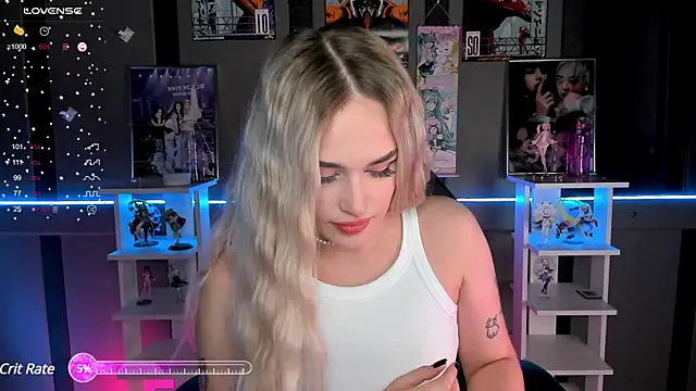 Snapshot of Ellen_Soft chatting on 12-13-24, 05:21 Ellen Soft online show from 12-13-24, 05:21