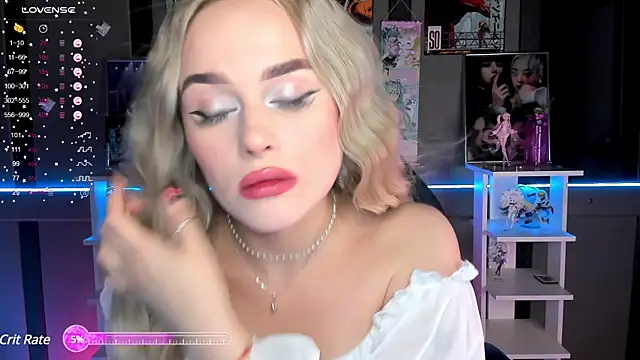 Snapshot of Ellen_Soft chatting on 01-05-25, 05:30 Ellen Soft online show from 01-05-25, 05:30