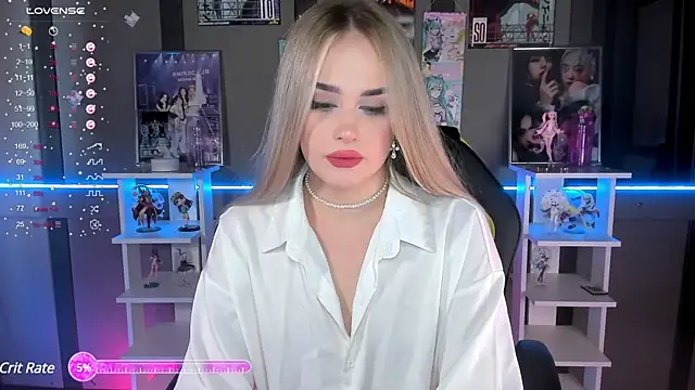 Snapshot of Ellen_Soft chatting on 02-07-25, 10:29 Ellen Soft online show from 02-07-25, 10:29