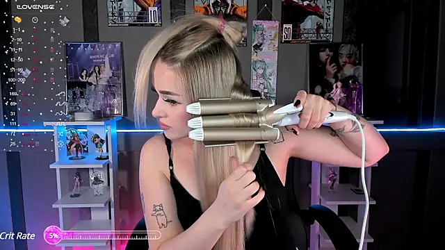 Snapshot of Ellen_Soft chatting on 03-04-25, 04:41 Ellen Soft online show from 03-04-25, 04:41