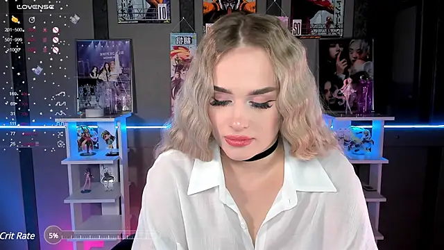 Snapshot of Ellen_Soft chatting on 03-07-25, 08:22 Ellen Soft online show from 03-07-25, 08:22