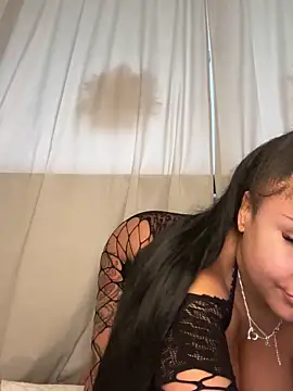 HaileyDiana online show from 03-06-25, 08:19