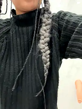 HaileyDiana online show from 12-16-25, 12:15