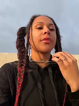 HaileyDiana online show from 03-20-26, 03:50