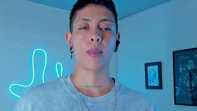 Aleja1214 online show from 09-15-25, 01:05