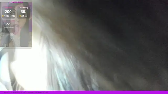 Snapshot of Melissa_Koster chatting on 02-28-25, 04:10 Melissa Koster online show from 02-28-25, 04:10