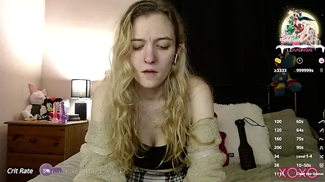 Snapshot of EllieeRose chatting on 12-31-24, 08:04 EllieeRose online show from 12-31-24, 08:04