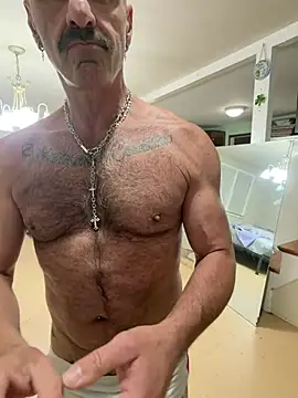 DaddySnowXX online show from 05-12-26, 03:58