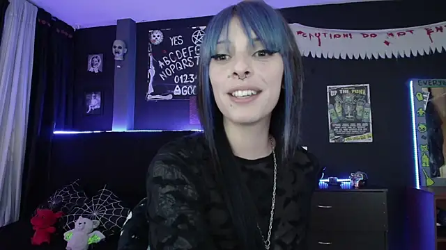 Snapshot of Goddess_Mortem chatting on 01-16-25, 12:12 Goddess Mortem online show from 01-16-25, 12:12