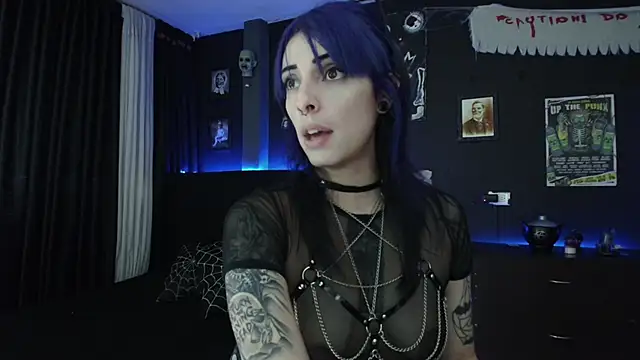 Snapshot of Goddess_Mortem chatting on 02-01-25, 11:06 Goddess Mortem online show from 02-01-25, 11:06