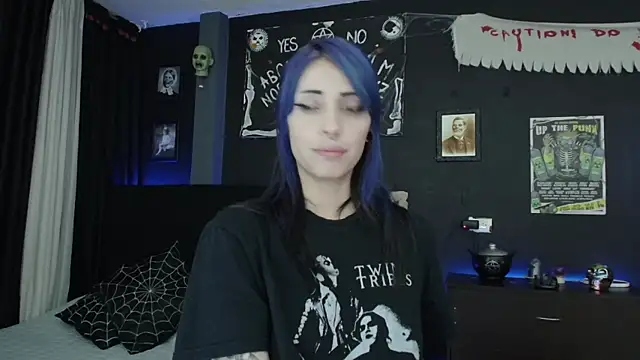 Snapshot of Goddess_Mortem chatting on 03-03-25, 01:31 Goddess Mortem online show from 03-03-25, 01:31