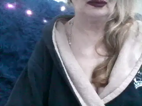 CarlyTreat online show from 01-26-25, 02:52