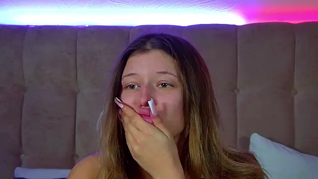 LiliaBianka online show from 09-25-25, 06:28