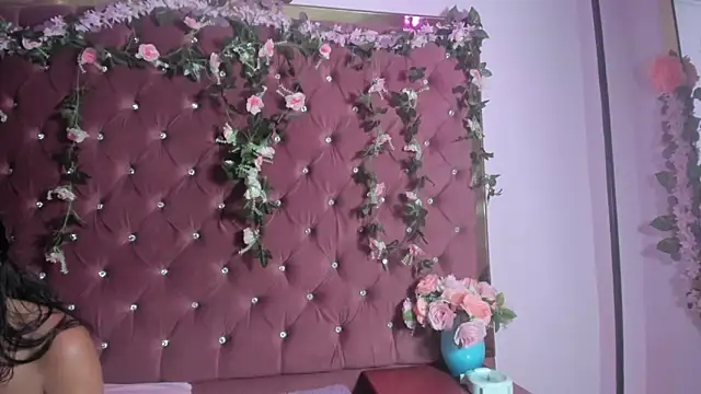 MaddyHudson online show from 06-12-26, 09:25