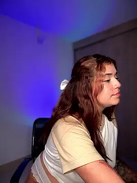 JoselinFlower  online show from 12-04-24, 03:26