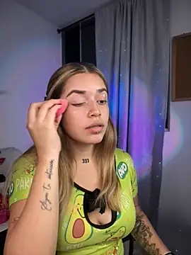 JoselinFlower  online show from 11-21-25, 01:59