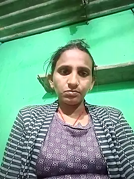 Baby  Shreya online show from 11-19-25, 03:34