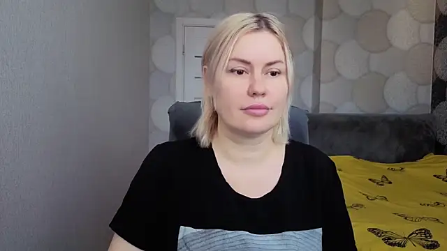 Snapshot of natusik chatting on 04-30-26, 04:52 natusik online show from 04-30-26, 04:52