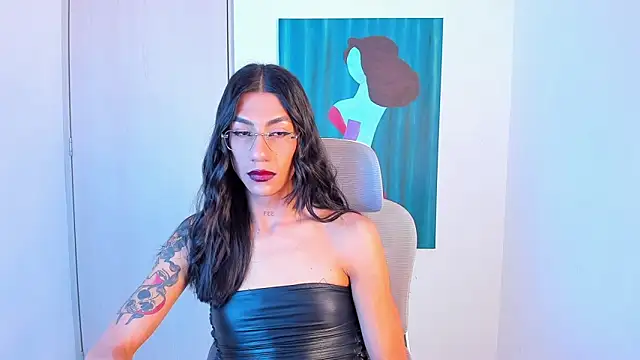 Snapshot of sofiaa_grey_ chatting on 05-08-26, 03:06 sofiaa grey online show from 05-08-26, 03:06