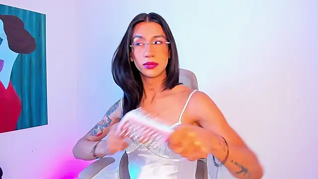 Snapshot of sofiaa_grey_ chatting on 06-03-26, 03:17 sofiaa grey online show from 06-03-26, 03:17