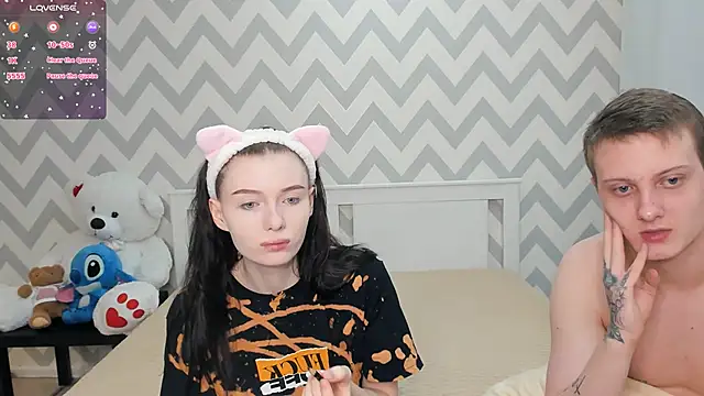 Snapshot of shaameless chatting on 01-18-25, 04:26 shaameless online show from 01-18-25, 04:26