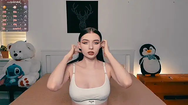 Snapshot of shaameless chatting on 03-15-25, 05:48 shaameless online show from 03-15-25, 05:48