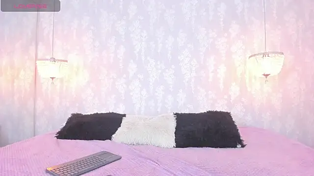 leigh-angels online show from 12-02-25, 08:37