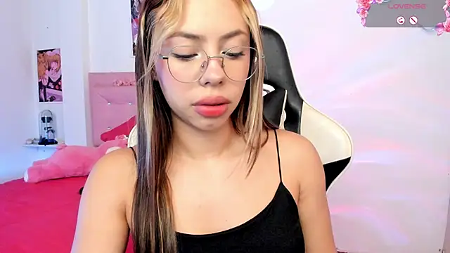 little jade online show from 11-19-25, 07:25