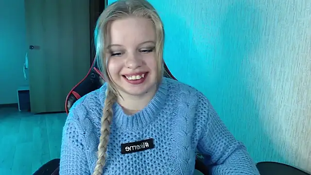 Snapshot of Angelic_Lika chatting on 02-22-25, 05:46 Angelic Lika online show from 02-22-25, 05:46