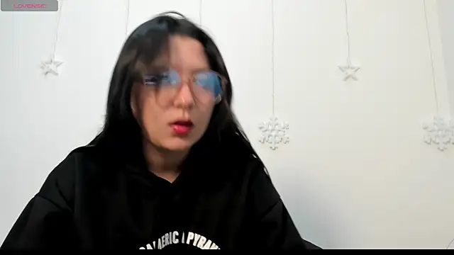Snapshot of cami-01 chatting on 07-26-26, 04:47 cami-01 online show from 07-26-26, 04:47