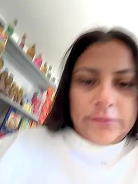 Snapshot of Sol_biglips chatting on 09-14-25, 04:06 Sol biglips online show from 09-14-25, 04:06