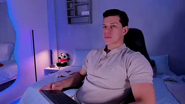 MarcoSullivan online show from 12-18-25, 02:01